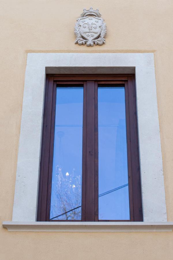 Dimora Del Sole - Intero Appartamento L'Aquila Exterior photo